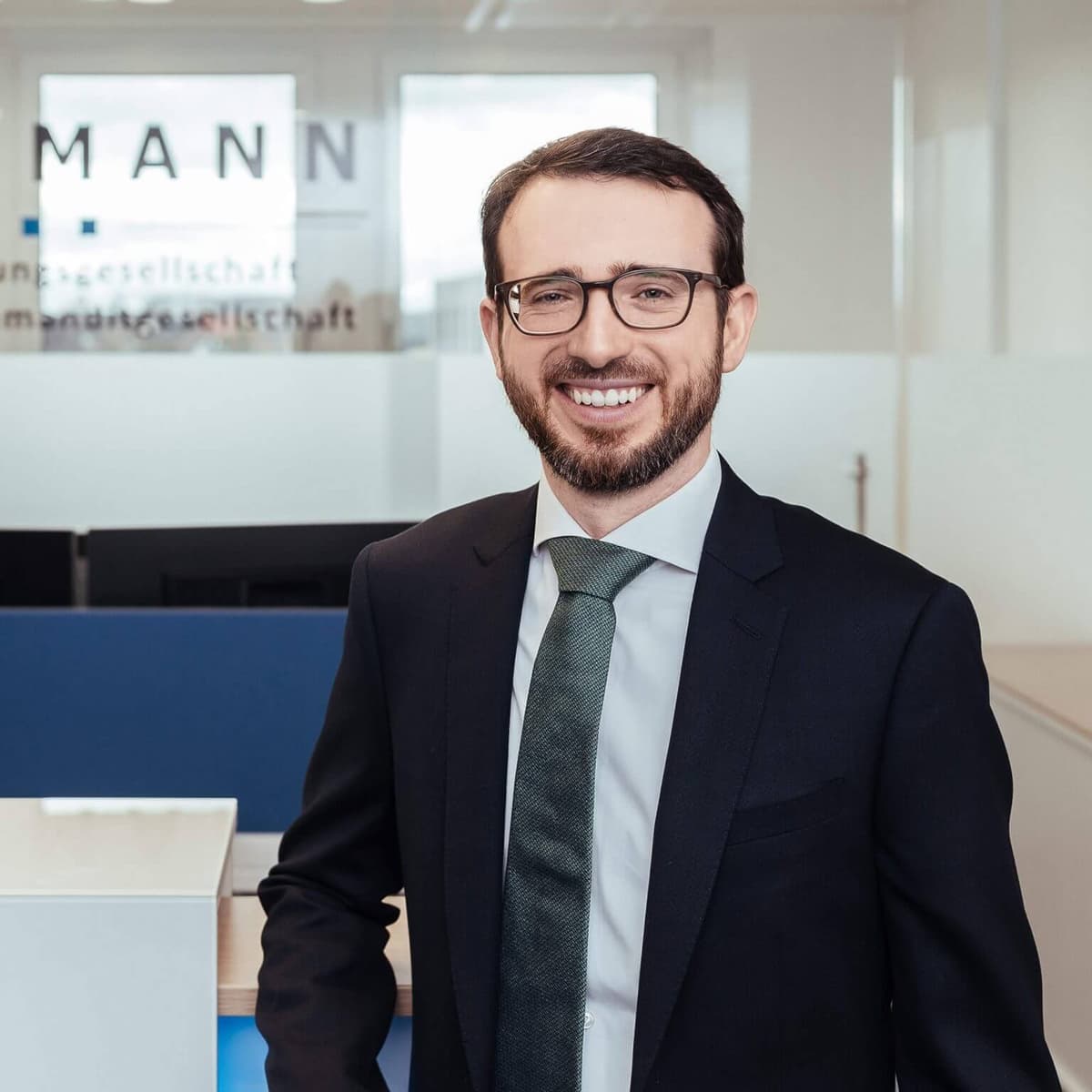 Wirtschaftsprüfer Florian Warzecha, Bergmann Steuerberatung Goldbach